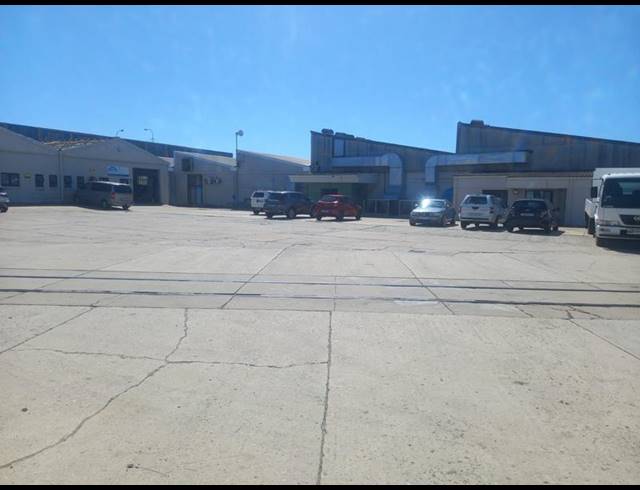 INDUSTRIAL PROPERTY TO RENT IN NORTH END